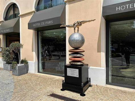 Expositions Hôtel de Paris Saint-Tropez Lorenzo Quinn