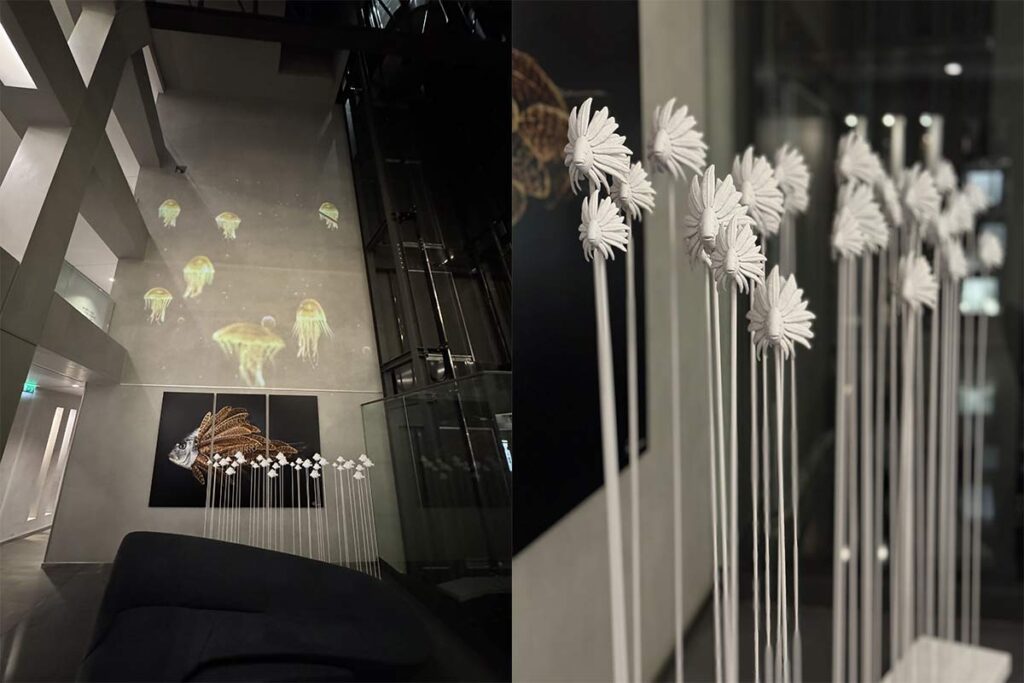 Œuvre Tribu Punky Fish par Patrick Rougereau exposée à l'Hôtel de Paris Saint-Tropez