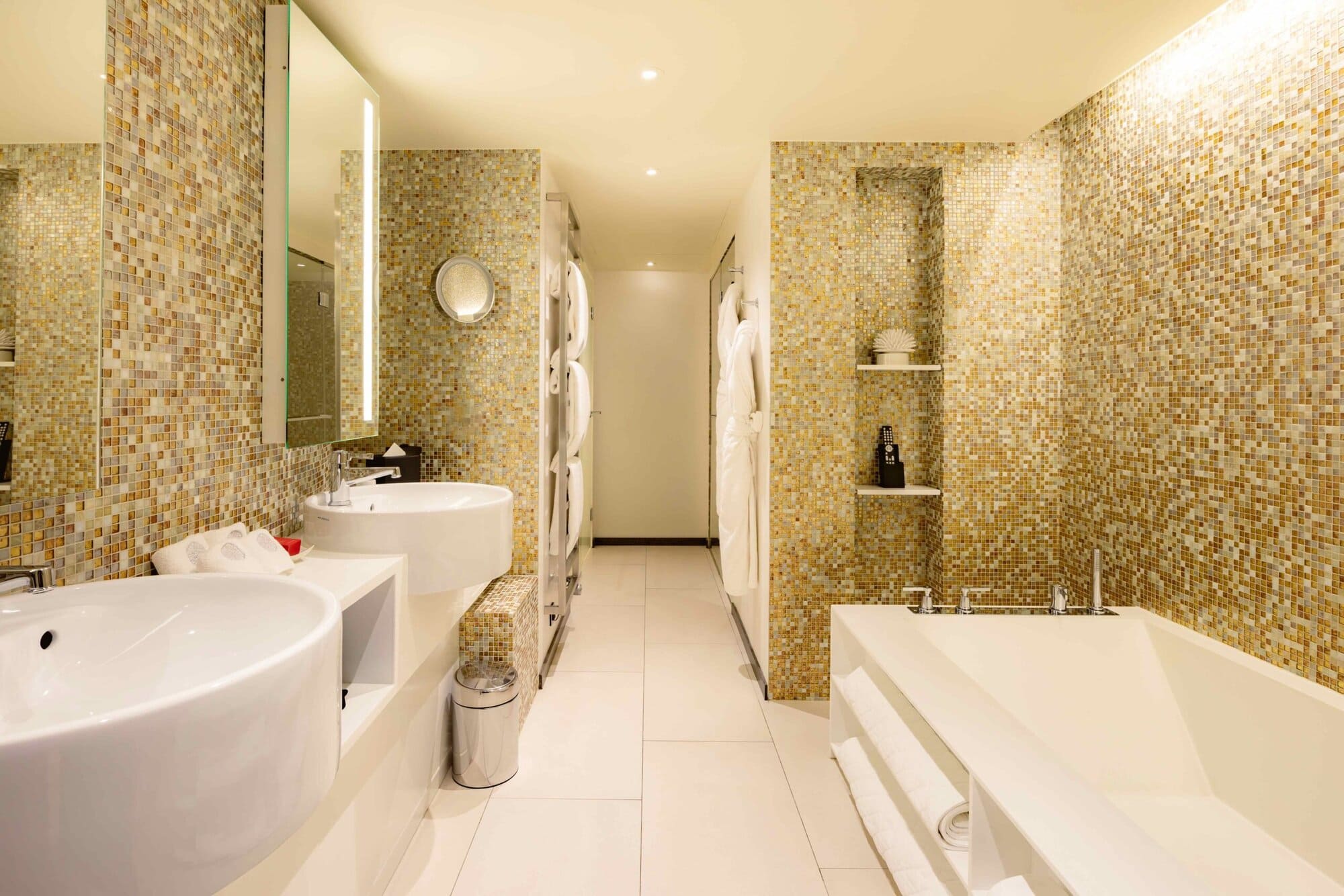 Hôtel de Paris Saint-Tropez - Suite Dolce Vita - Crédit Auriane Sanchez (2)